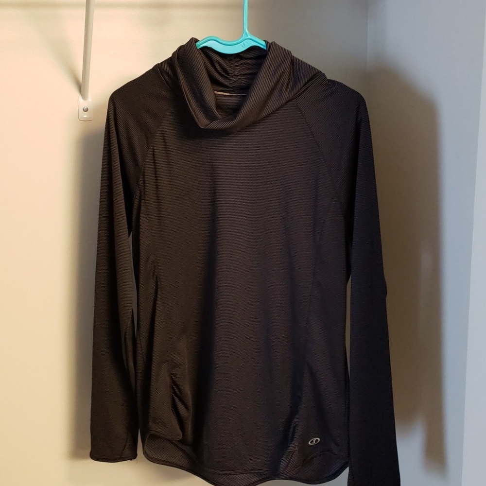 Athletic turtle neck
